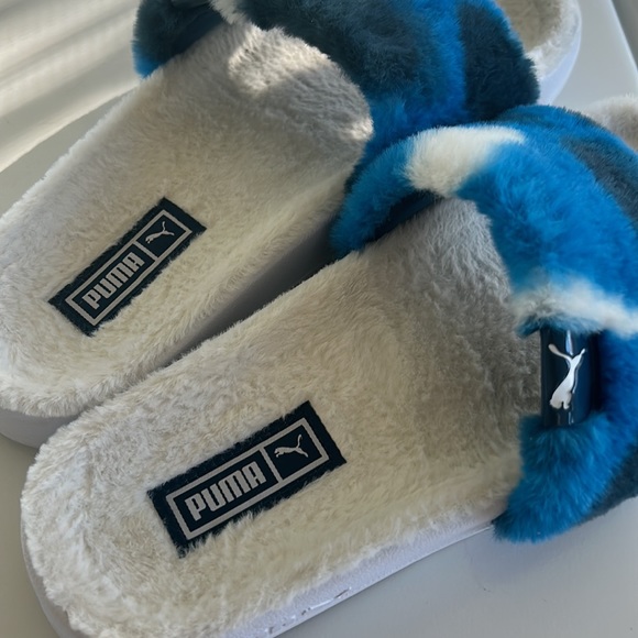 PUMA SLIDES - Picture 3 of 3